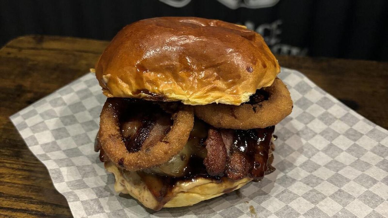 Old Smokey, de Barbas Garage Burger & Beers.