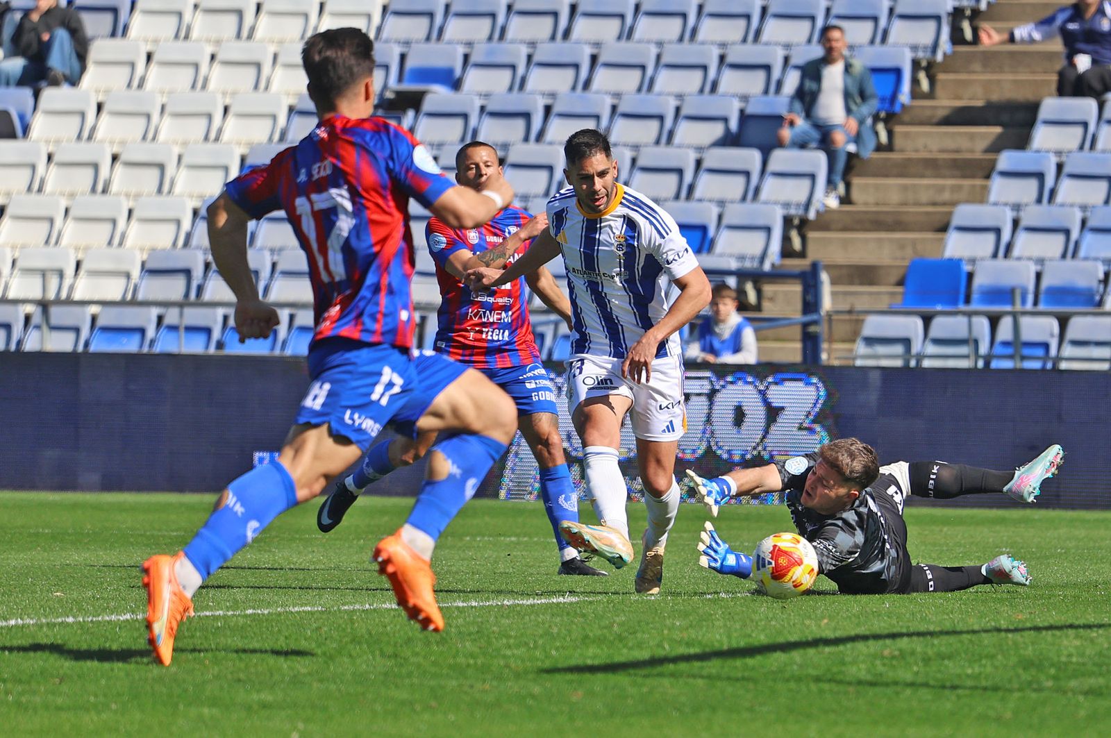 Las mejores fotos del Recreativo de Huelva-Yeclano