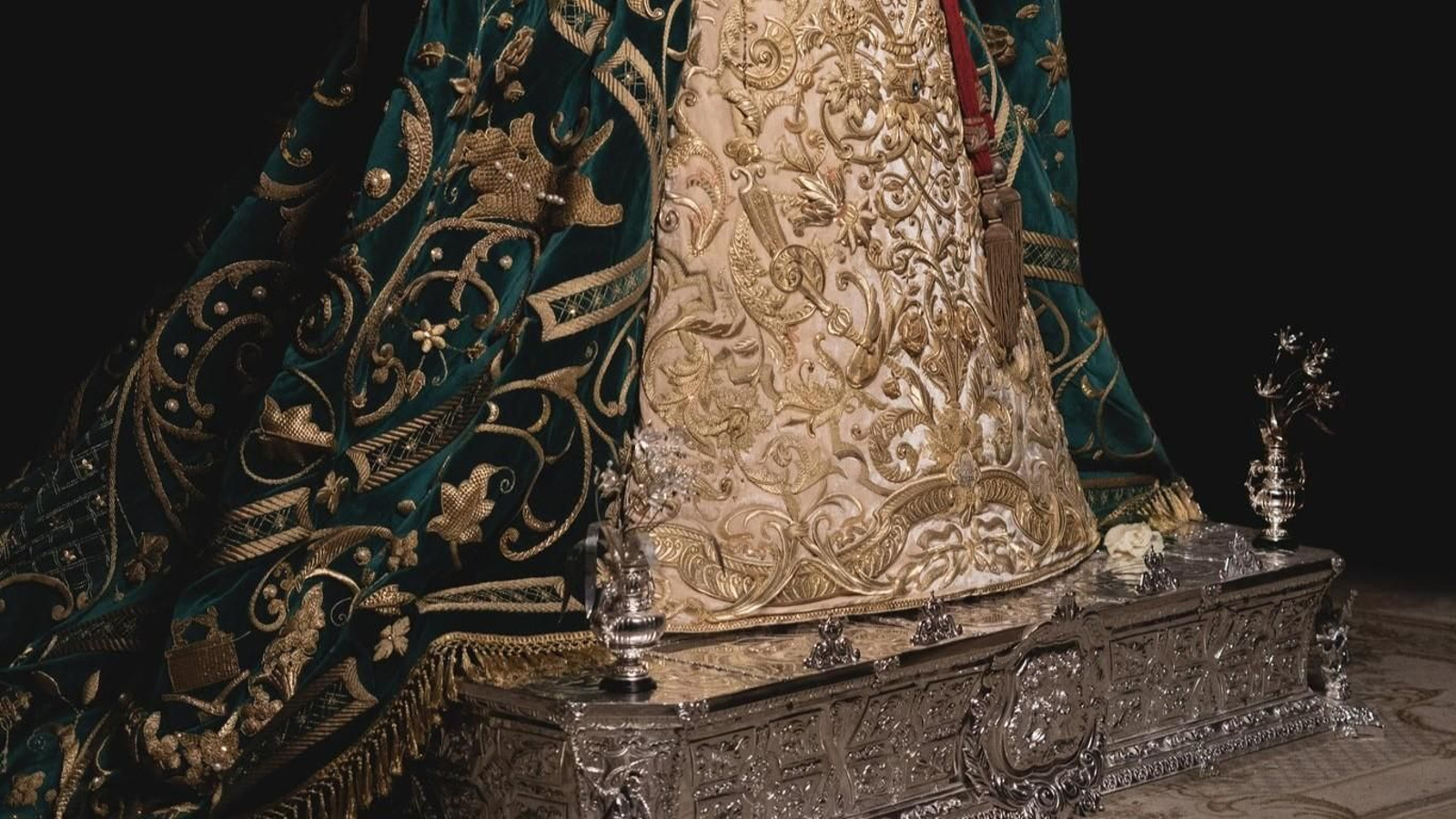María Santísima de las Penas Coronada de Cádiz, Besamanos Magno 2025.jpg