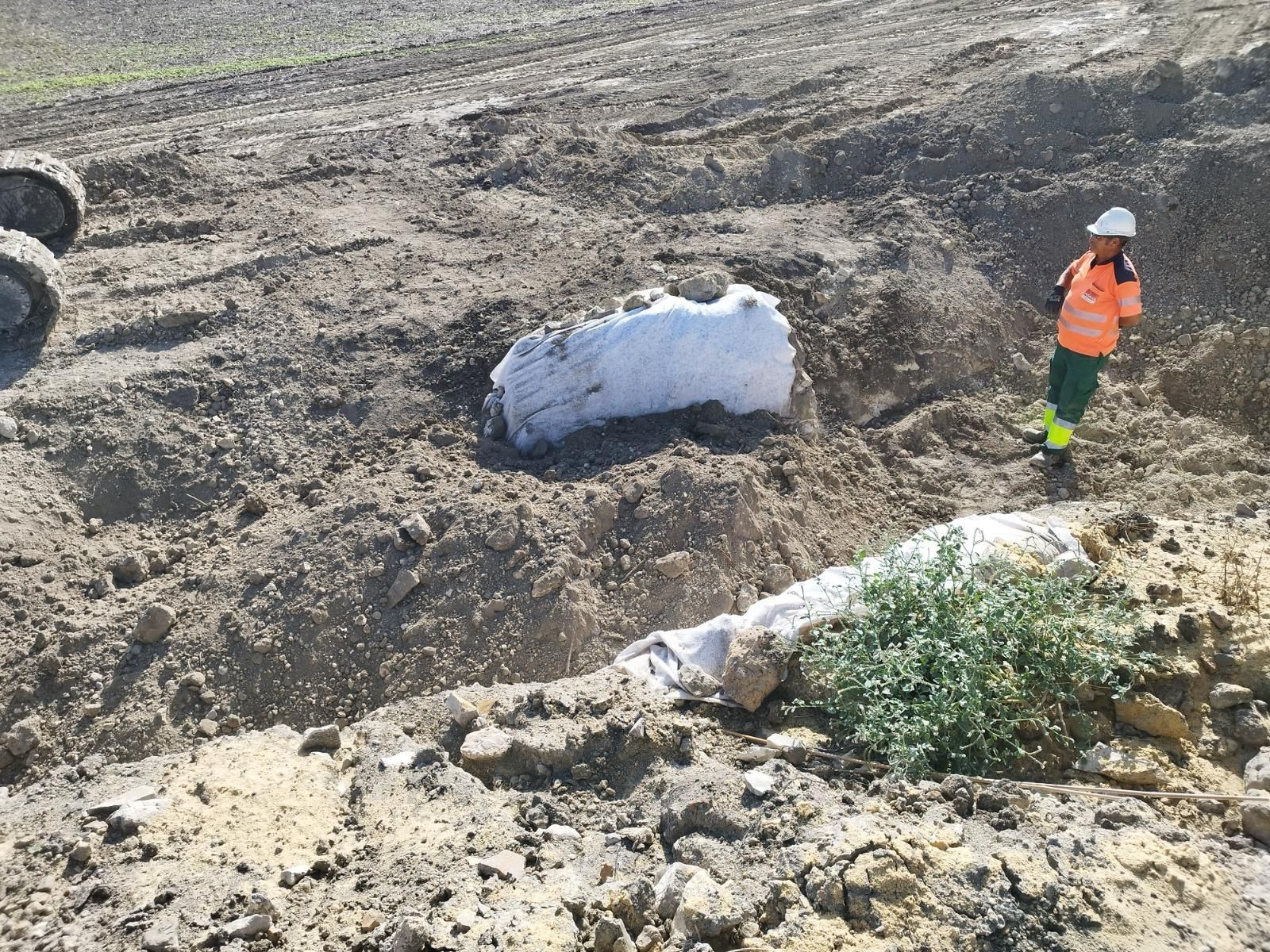 Trabajos arqueológicos en el tramo del acueducto Tempul-Cádiz hallado en Jerez
