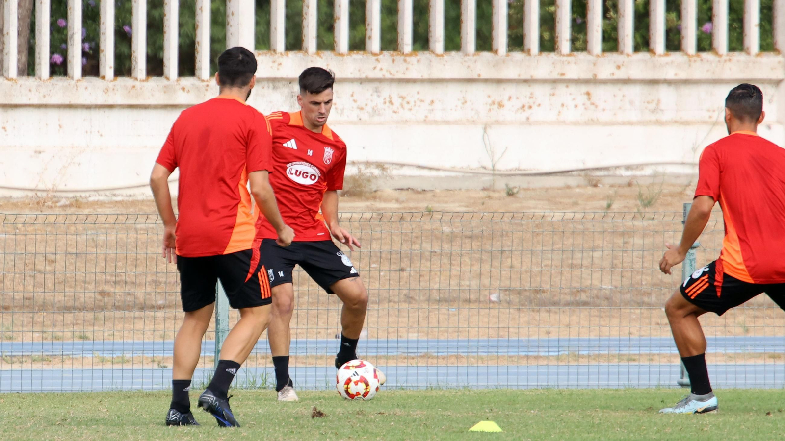 Imágenes del entrenamiento del Xerez CD en el 'Pepe Ravelo' de Chapín