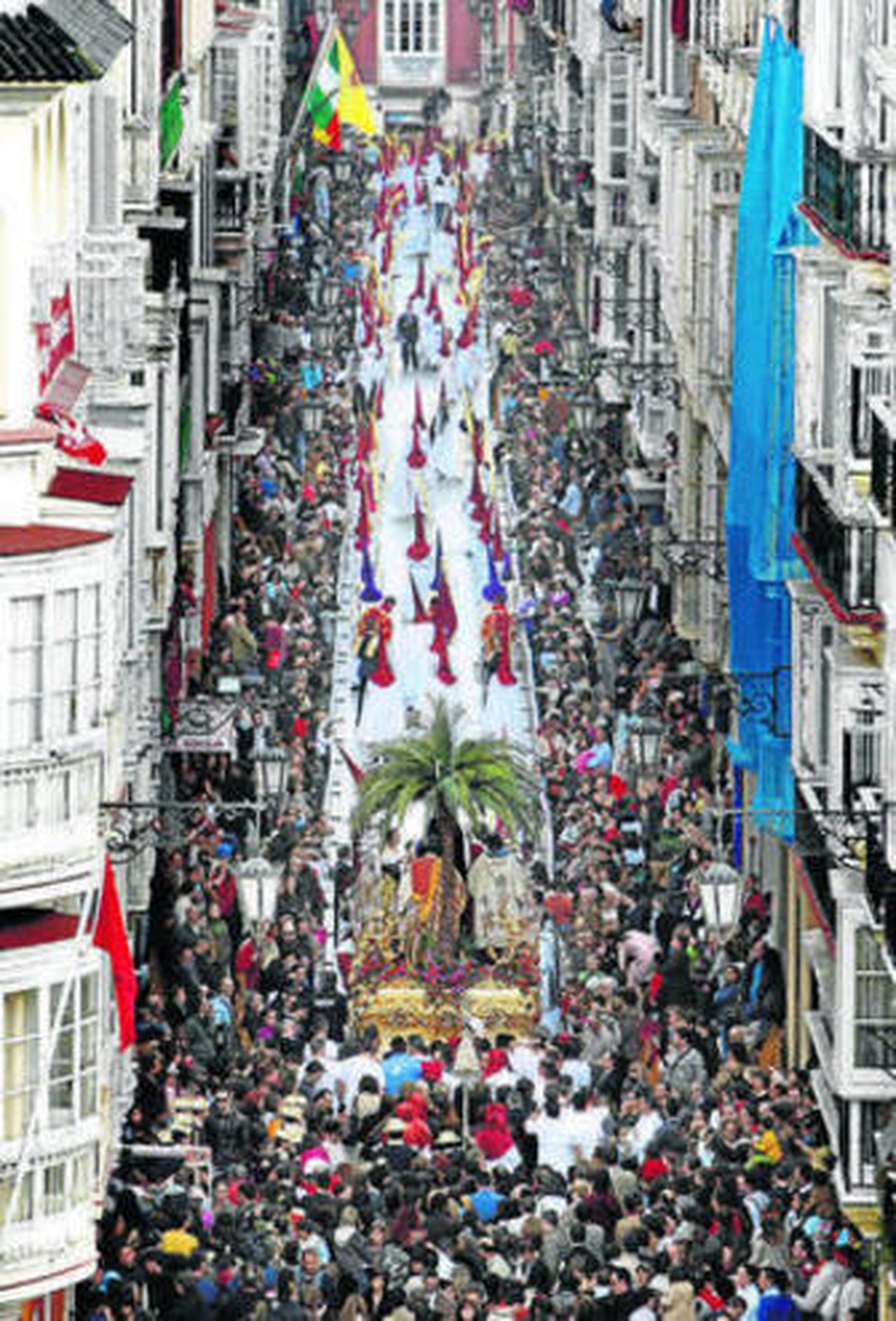 El misterio de Borriquita recorre Ancha a la inversa en el año 2008.