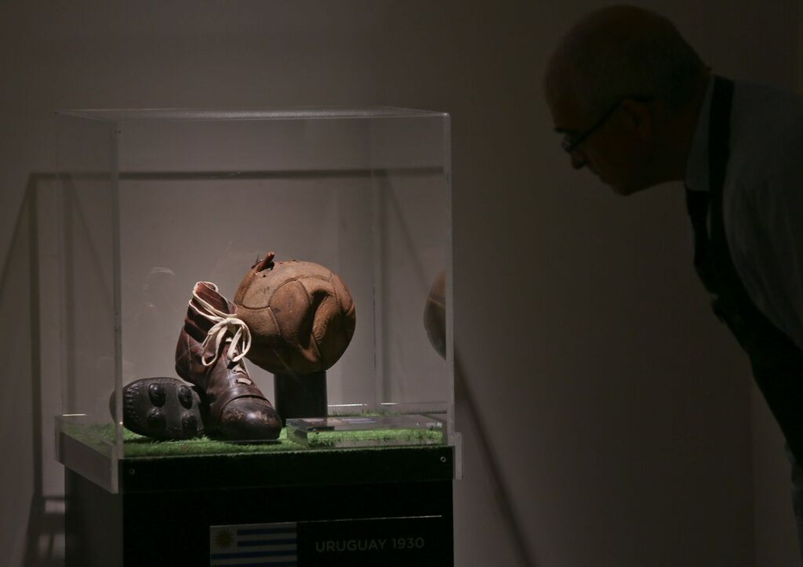 Así es la exposición '10 leyendas en la historia del mundial'