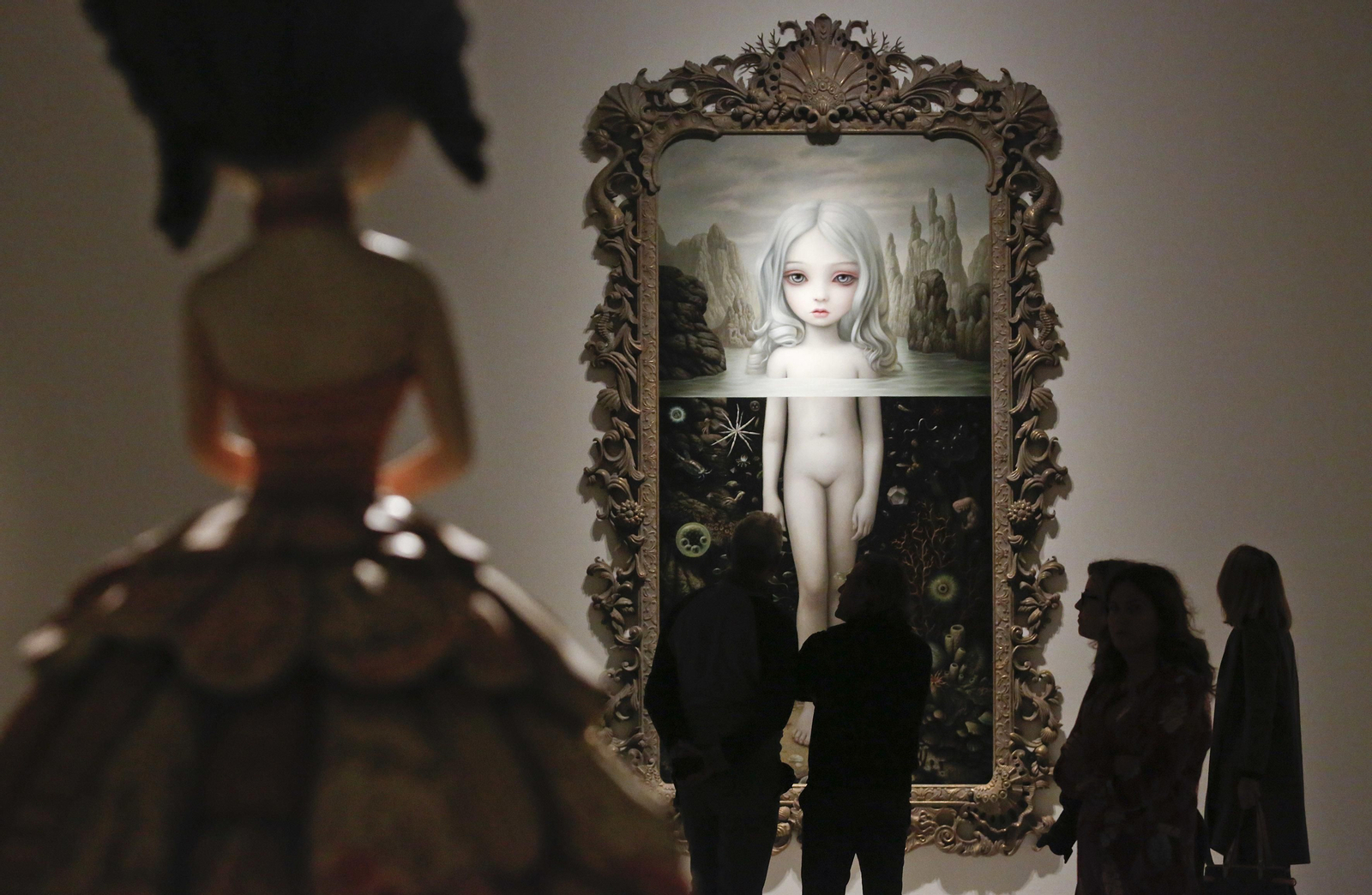 'Cámara de las maravillas', la exposición restrospectiva de Mark Ryden en el CAC