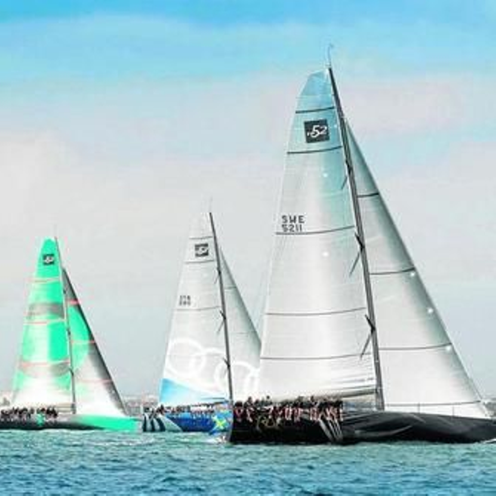 Las tres nuevas unidades de TP52, 'Quantum', 'Audi Azzurra' y 'RAM', entrenando ayer en Palma.