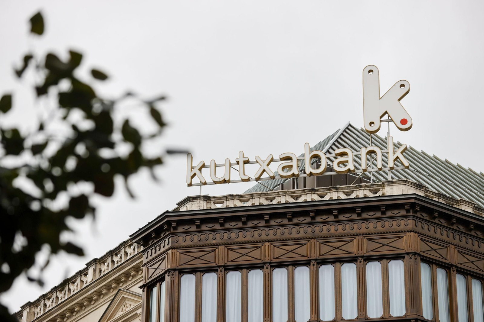 Sede social de la empresa Bancaria Kutxabank en Bilbao.