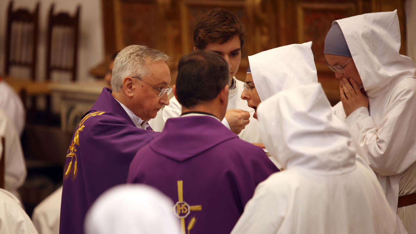Misa de despedida en la Cartuja de Jerez a las hermanas de Belén