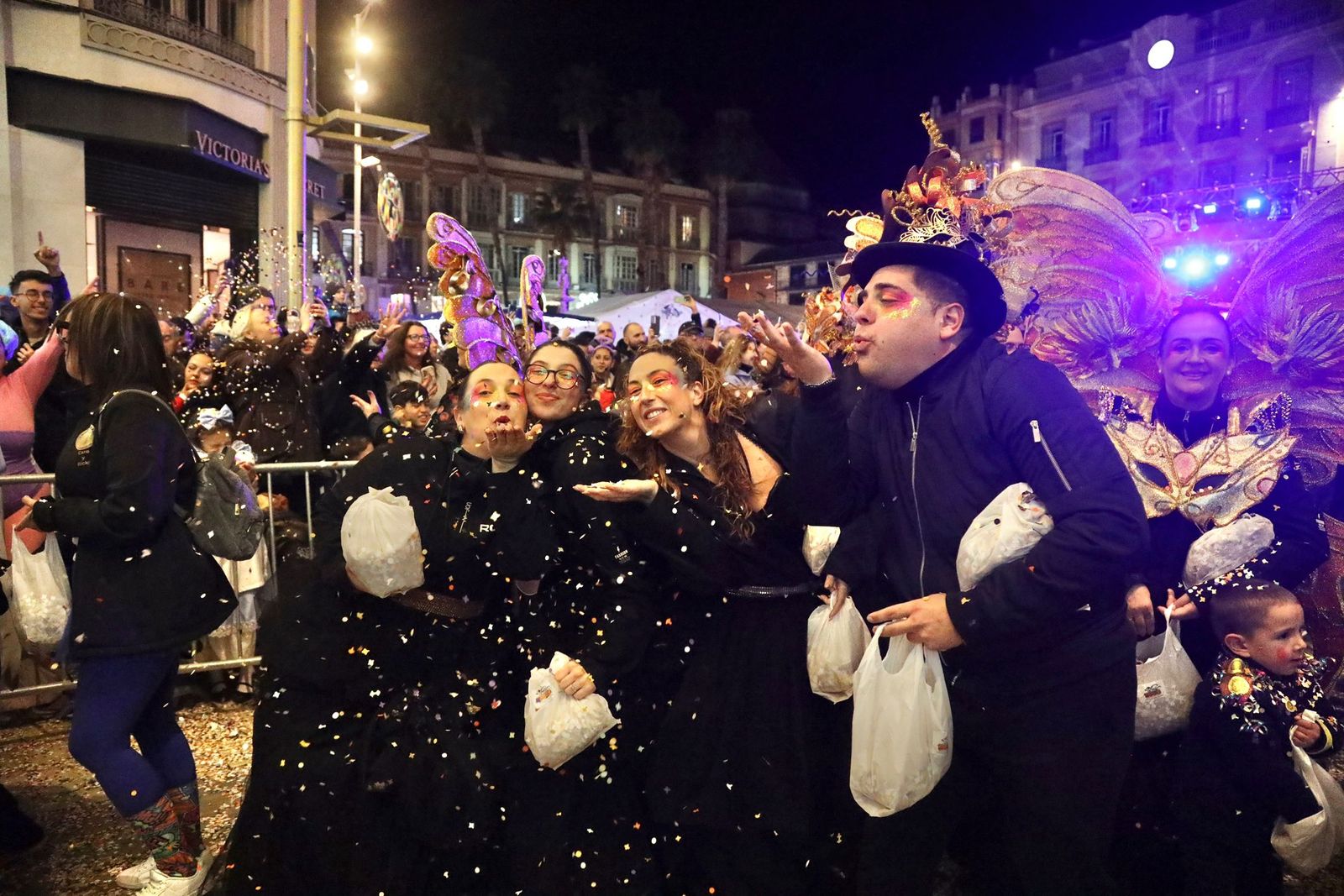 La Batalla de las Flores del Carnaval de Málaga, en imágenes
