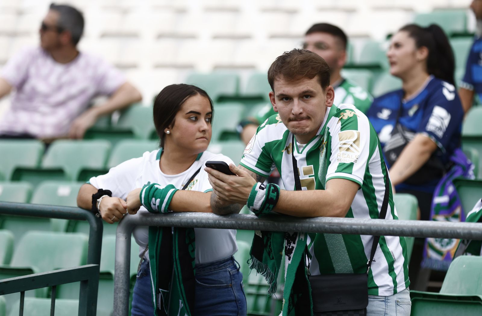 Búscate en las fotos del partido Betis-Villarreal