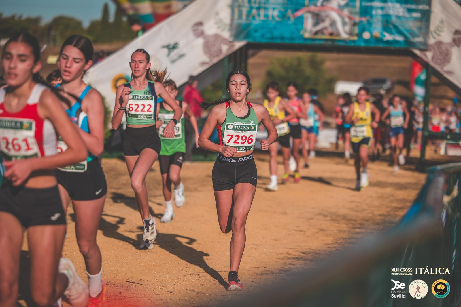 Búscate en las fotos del Cross de Itálica 2025 | 7