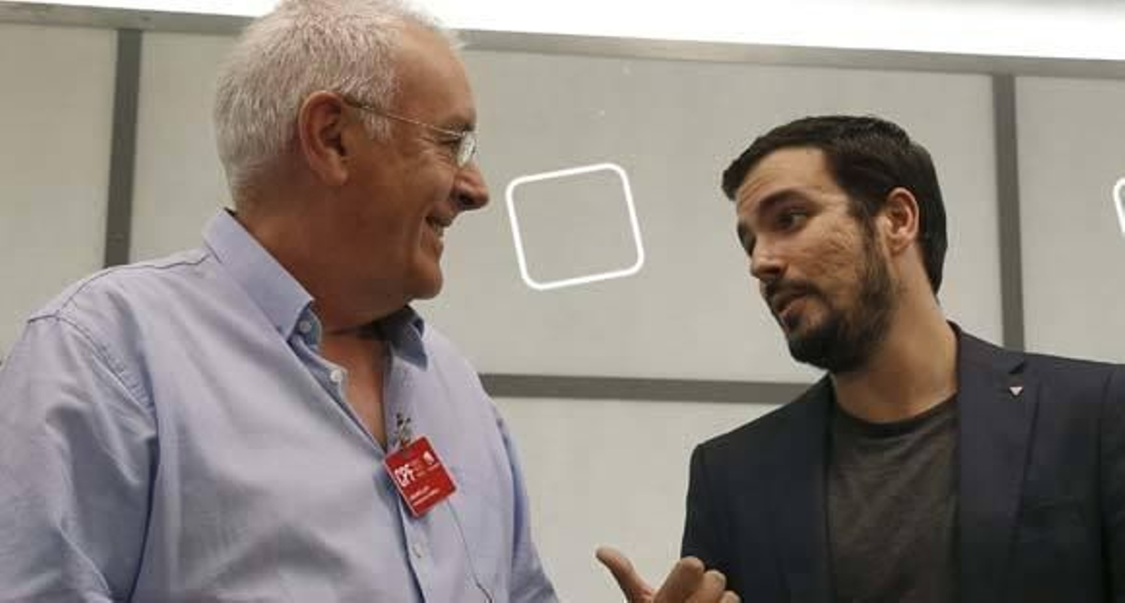 IU llama a Podemos a no caer "en el error estratégico" de tratar de imponer sus criterios en la convergencia