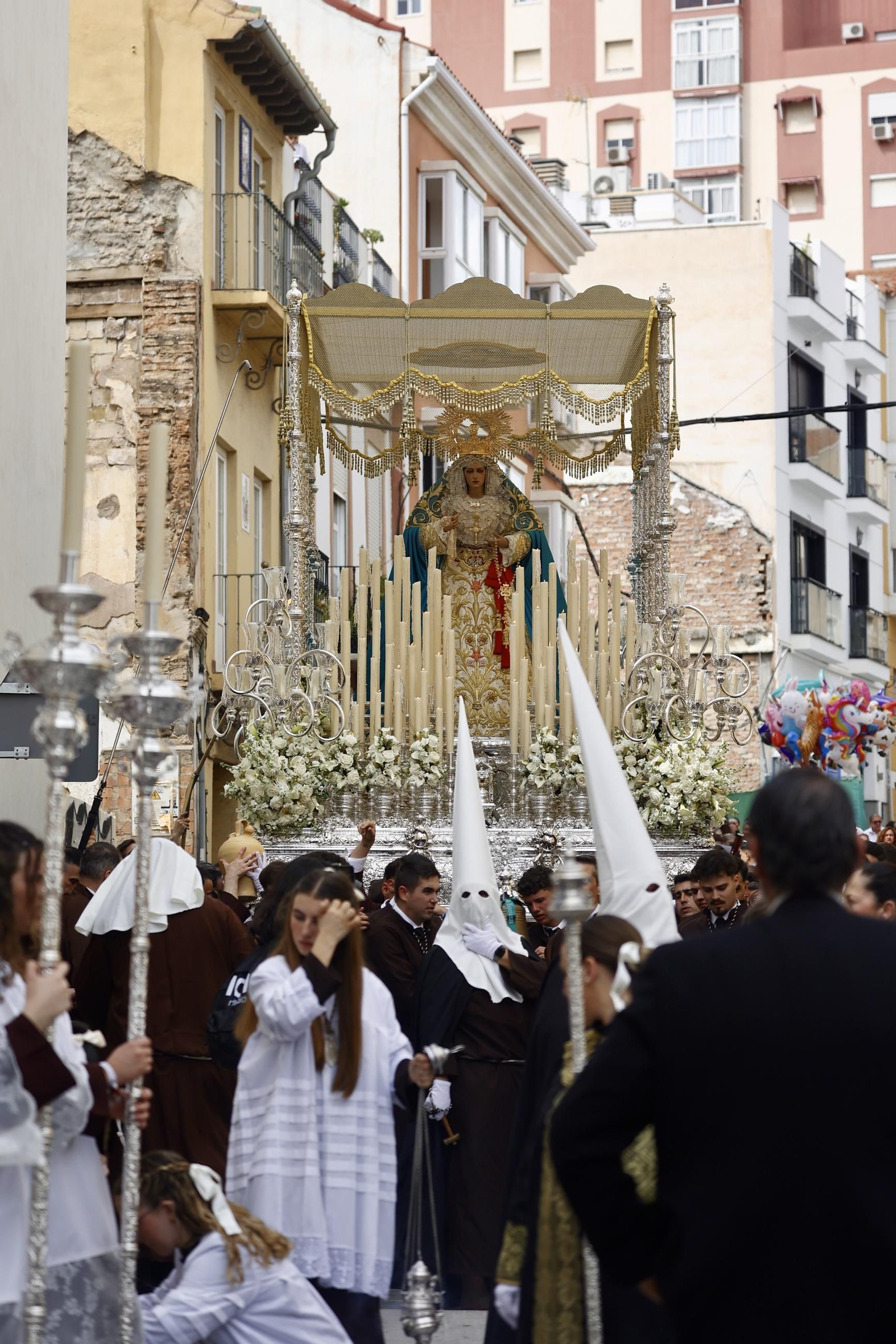 Dulce Nombre el Domingo de Ramos en Málaga, en imágenes