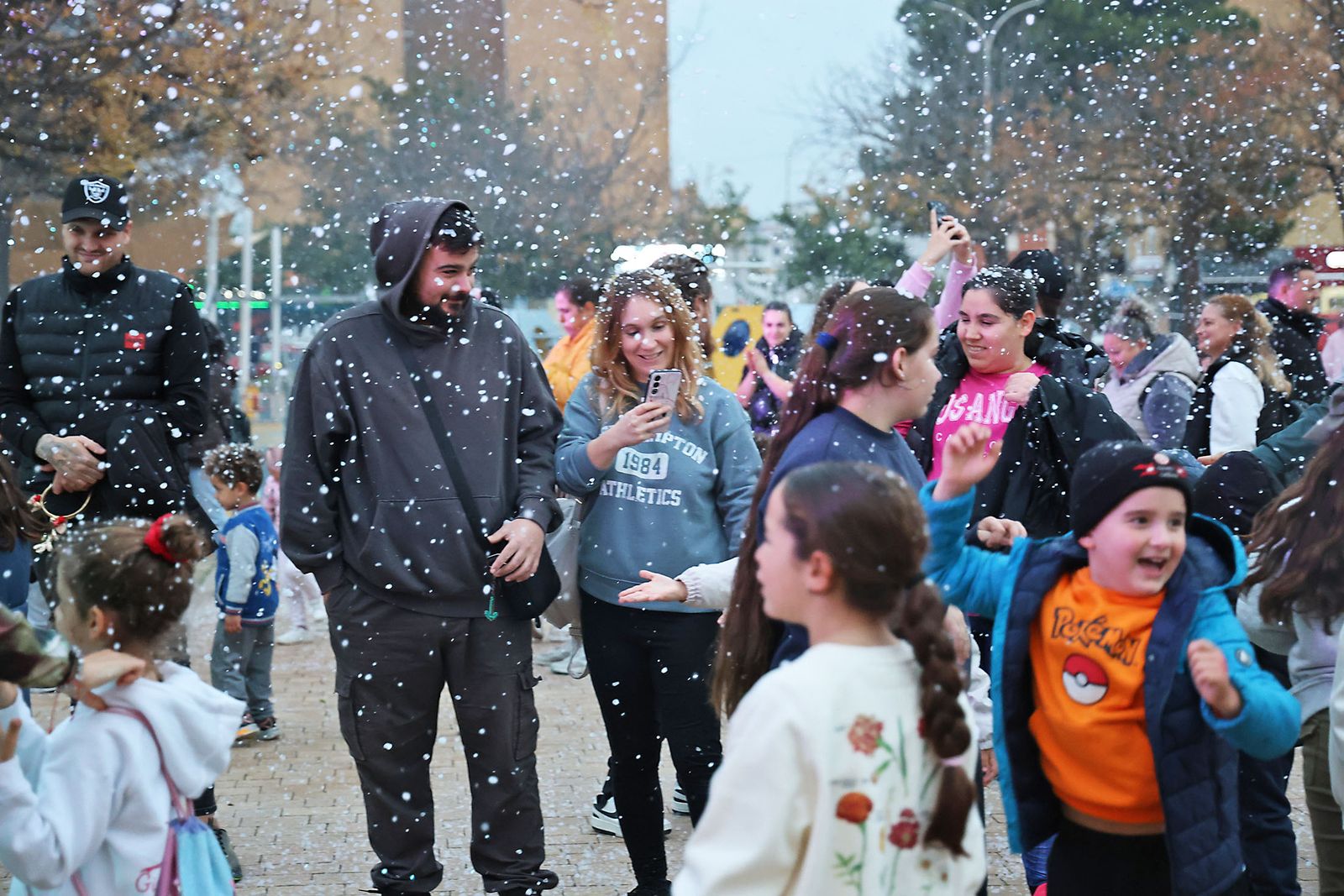 Imágenes de la nevada en el Convento de las Oblatas