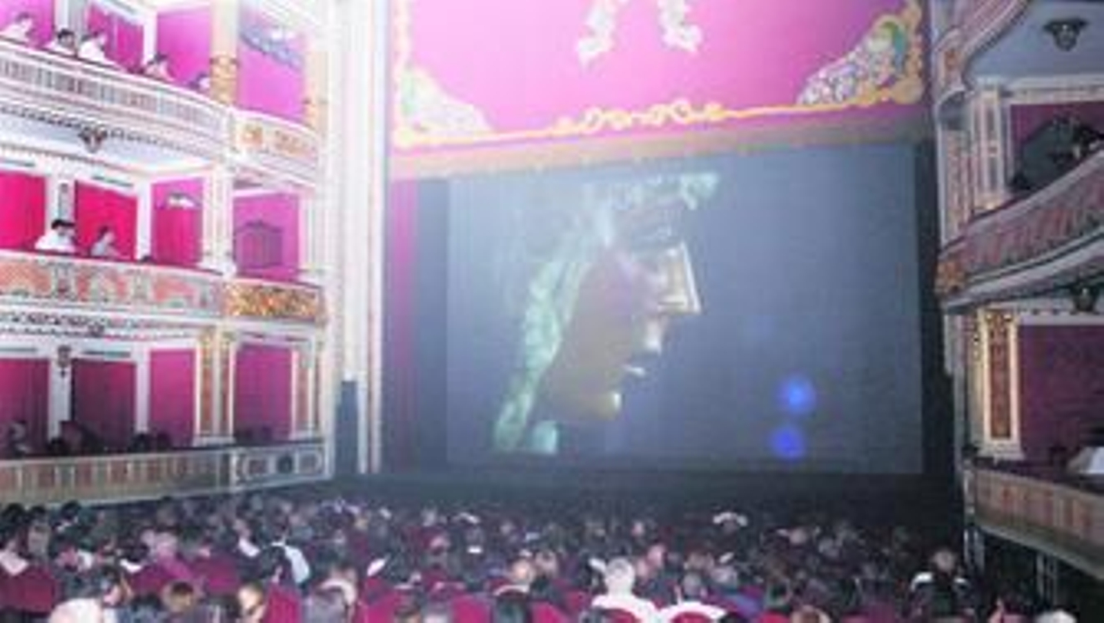 Aspecto del Lope de Vega durante la proyección de la película.