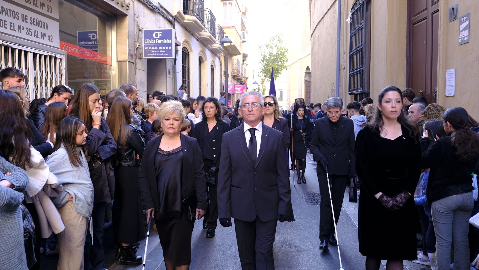 Procesión del Santo Entierro en Almería, en imágenes