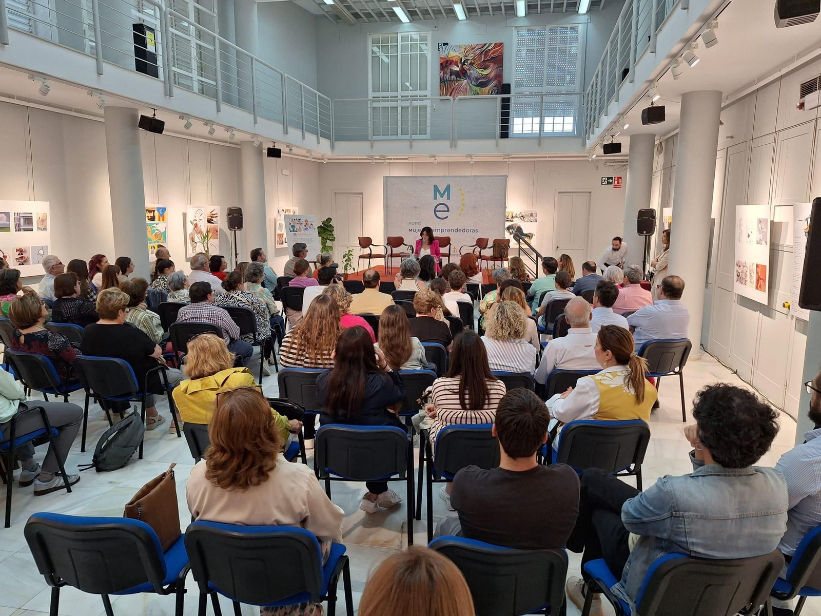 Asistentes al Foro de Mujeres Emprendedoras el pasado año en Puente Genil. Asistentes al Foro de Mujeres Emprendedoras el pasado año en Puente Genil.