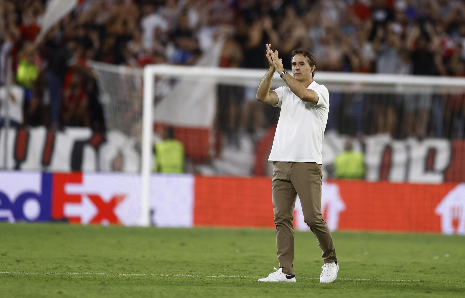 Julen Lopetegui se despide de la afición