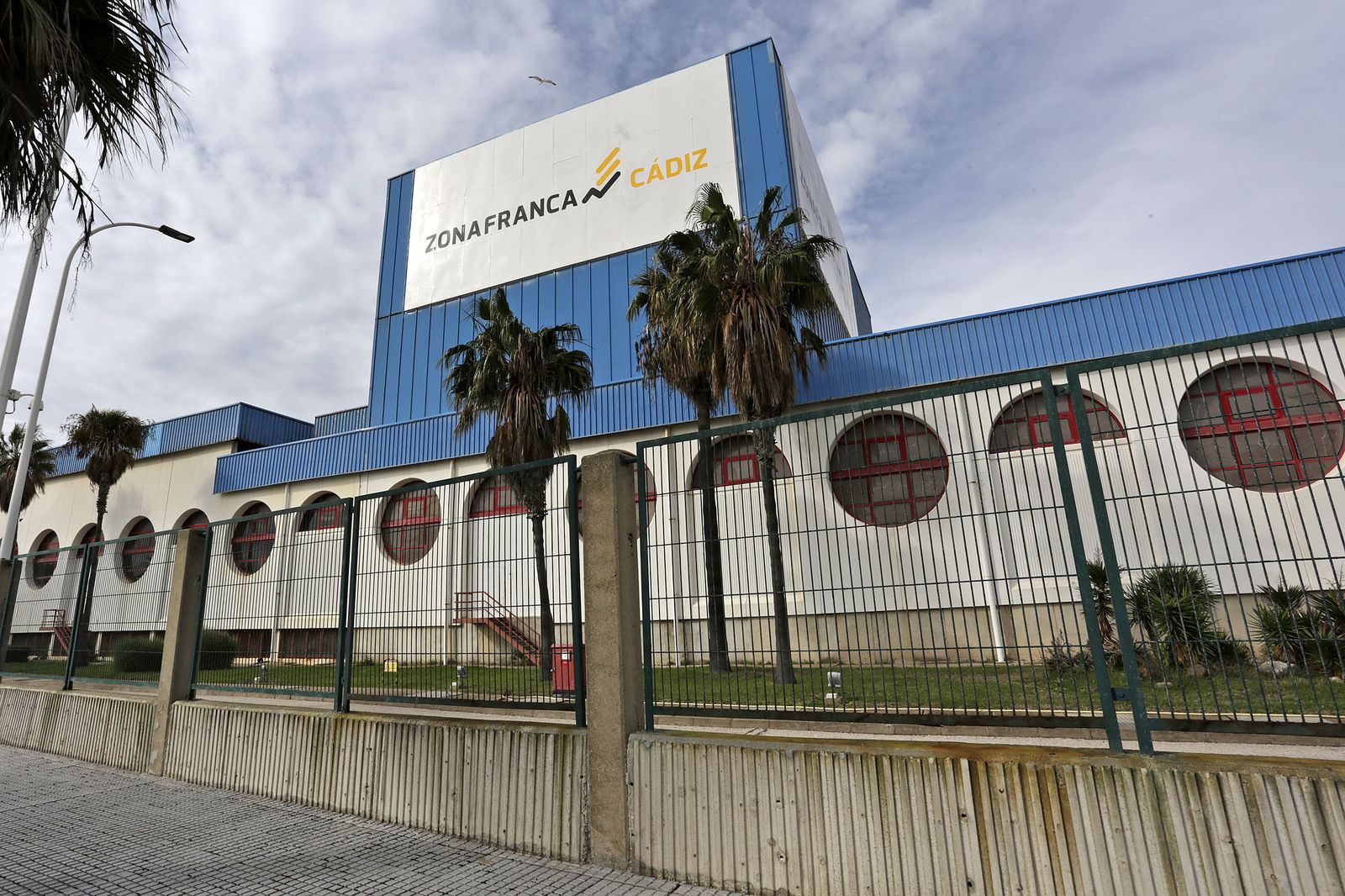 Los terrenos de la antigua fábrica de Altadis en la Zona Franca.