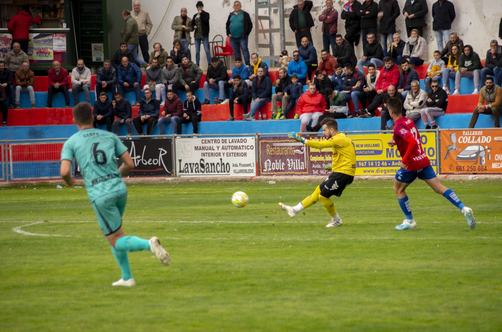 Las mejores fotos del CP Villarrobledo - Algeciras CF