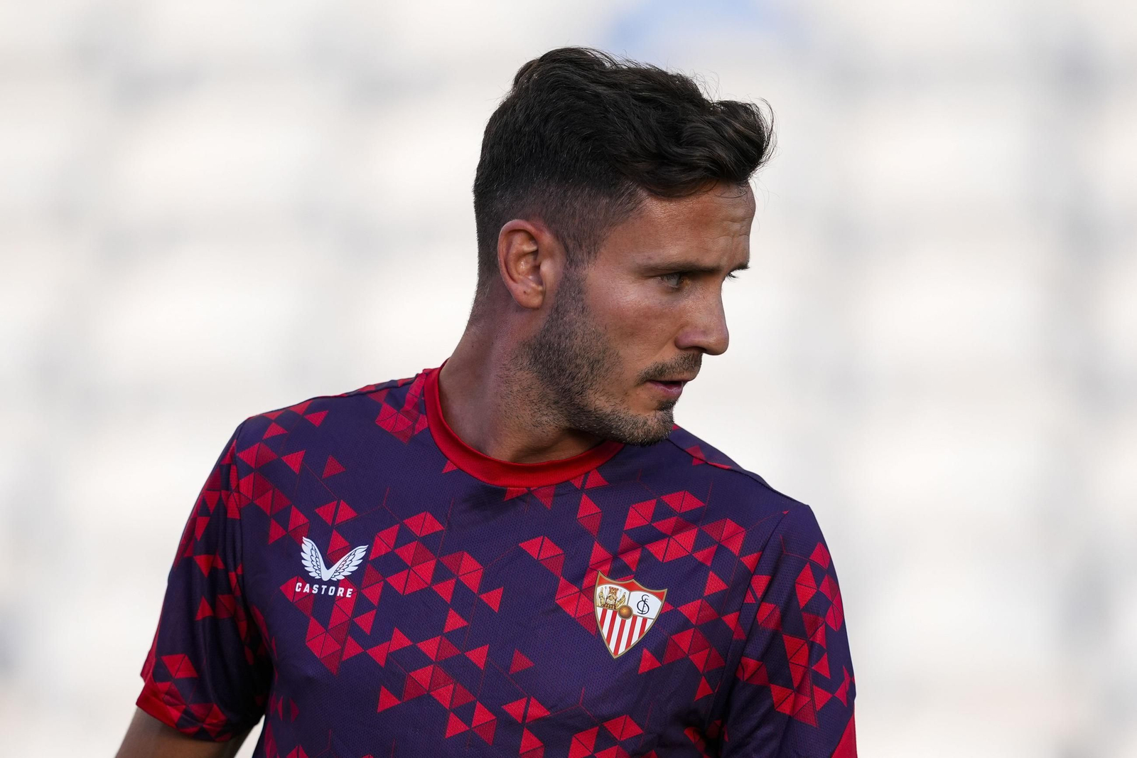 Las fotos del pobrísimo paso de Saúl Ñíguez por el Sevilla