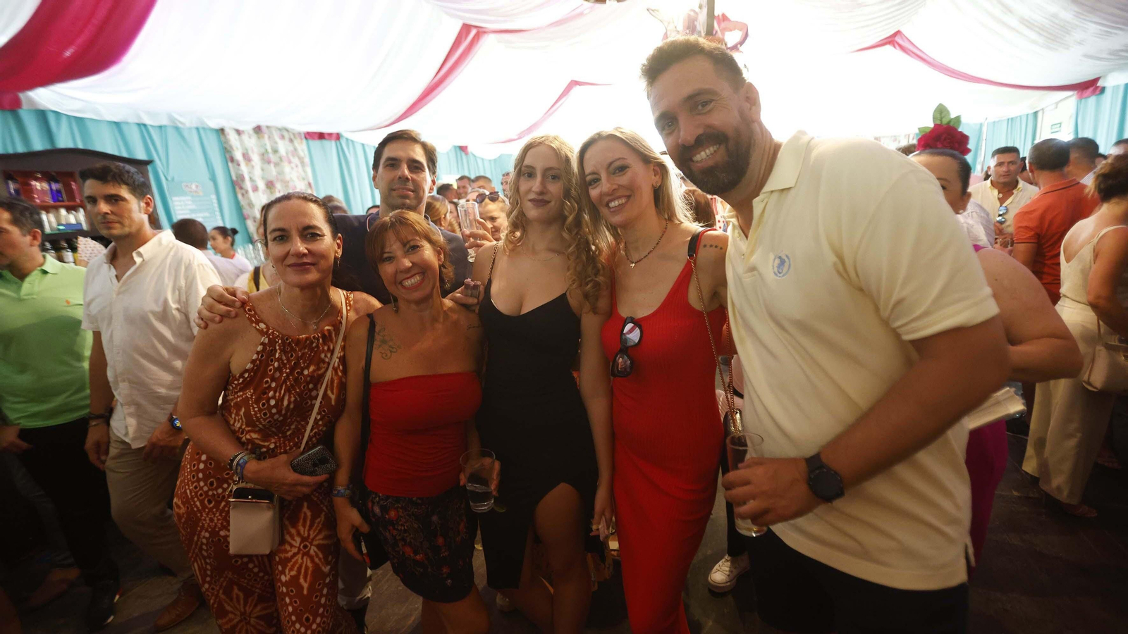 Búscate en las fotos de la noche del miércoles en la Feria de La Línea 2023