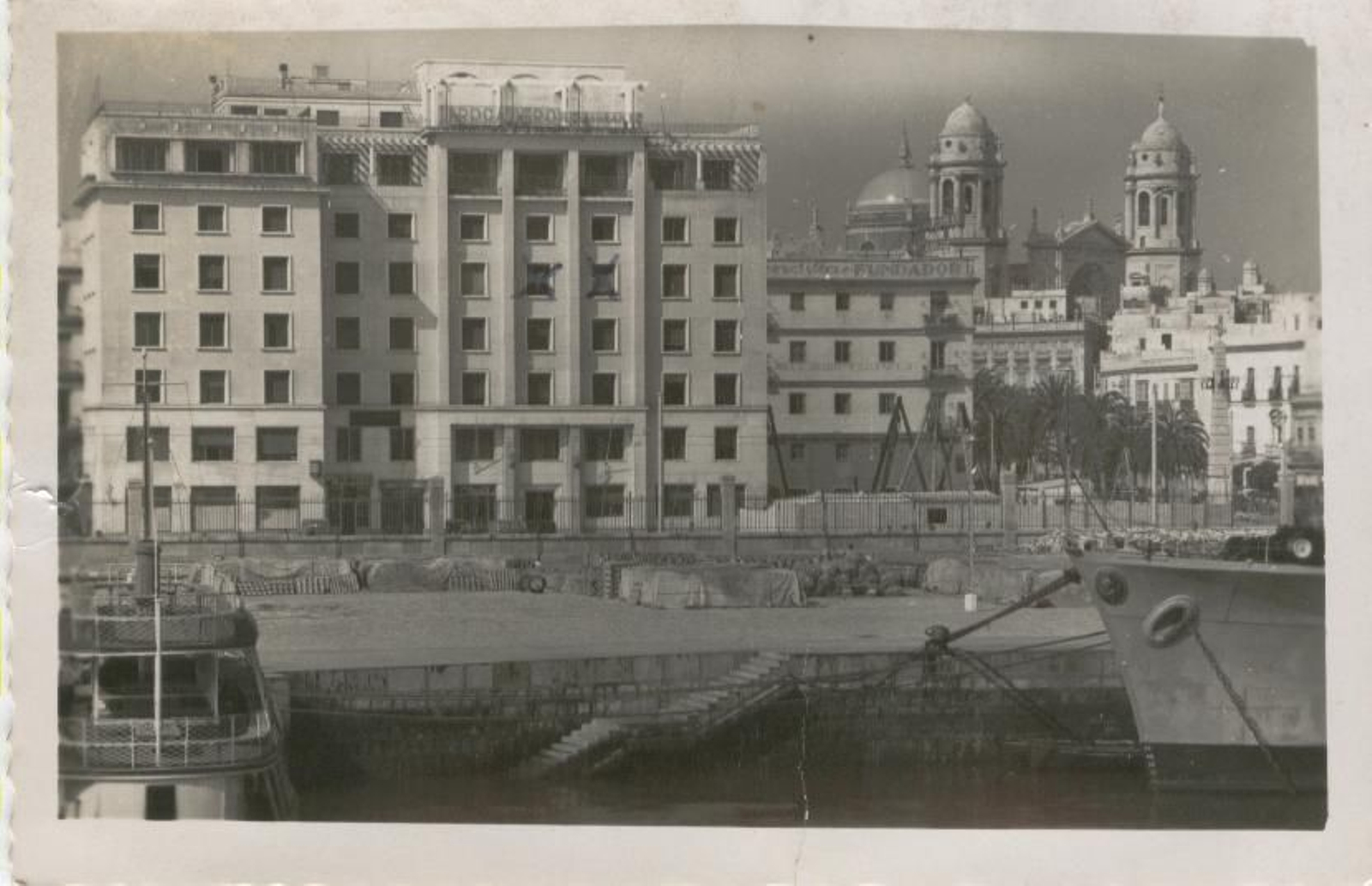 Edificios históricos de Cádiz que ya no existen ¿Sabes dónde estaban?
