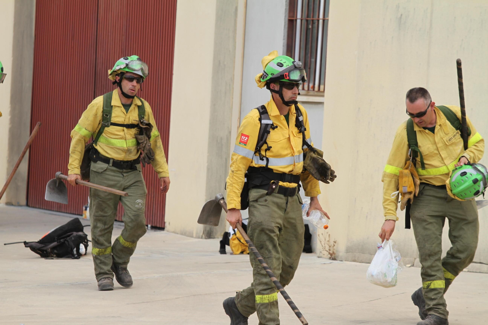 Las imágenes del incendio en Moguer y Mazagón