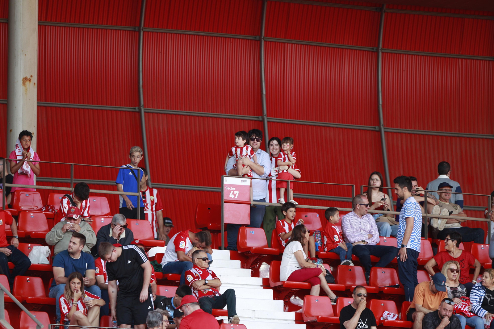 Imágenes de la gran victoria del Almería ante el Cádiz por 6 a 1