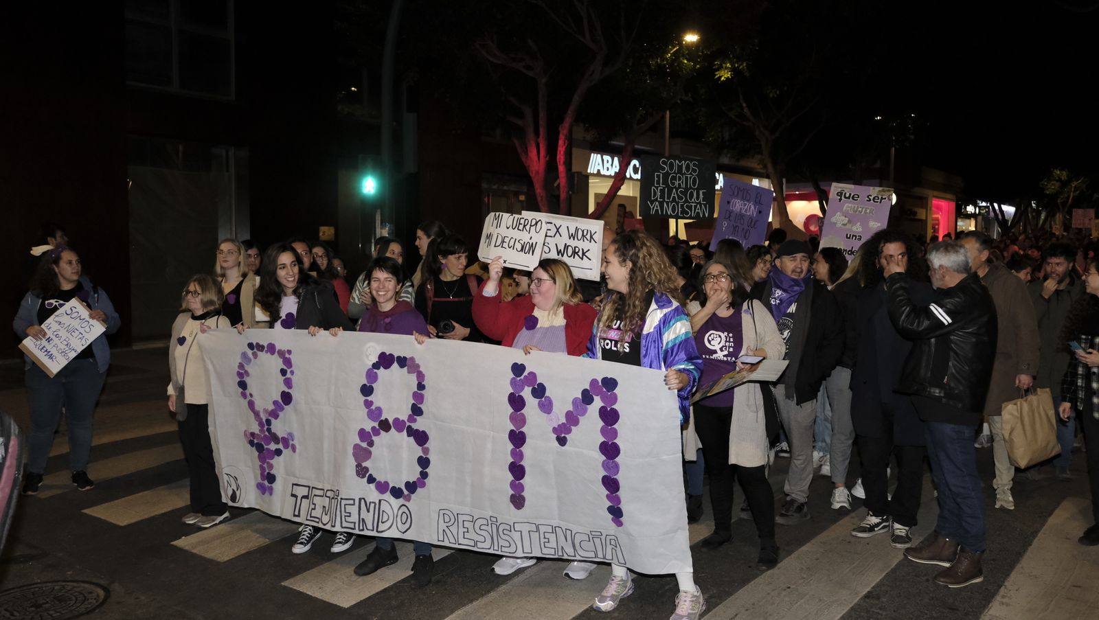 Imágenes de las manifestaciones por el Día de la Mujer en Almería