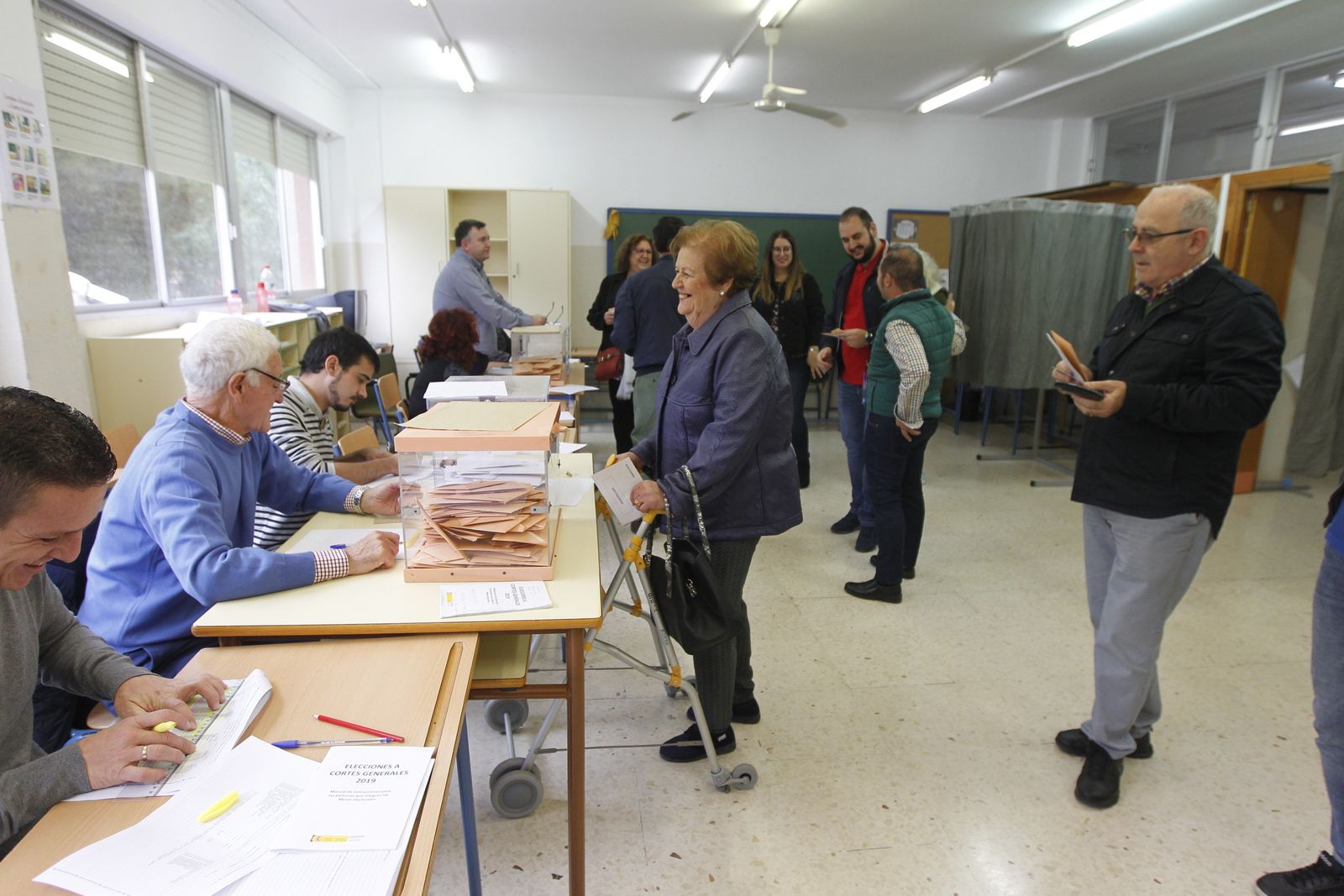 Así están votando los almerienses este 10N
