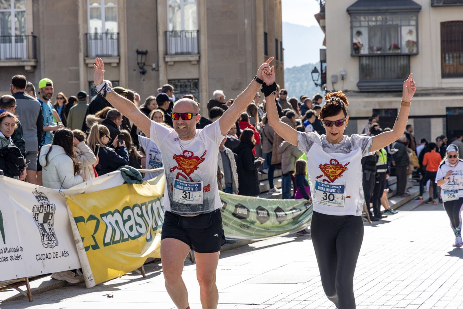 En imágenes: deporte y solidaridad se dan la mano en la VI Carrera-Caminata de la Hermandad de la Buena Muerte (2)