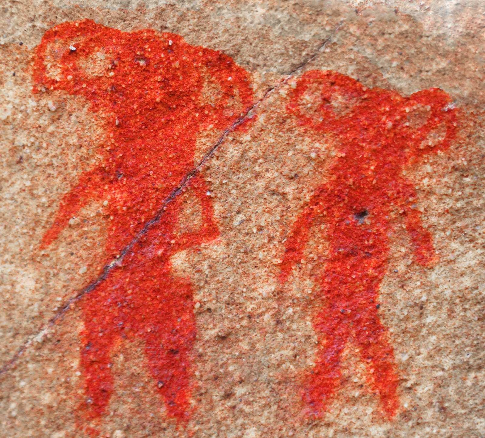 Antropomorfos con tocados circulares. Abrigo de la Lechuza (Tarifa)