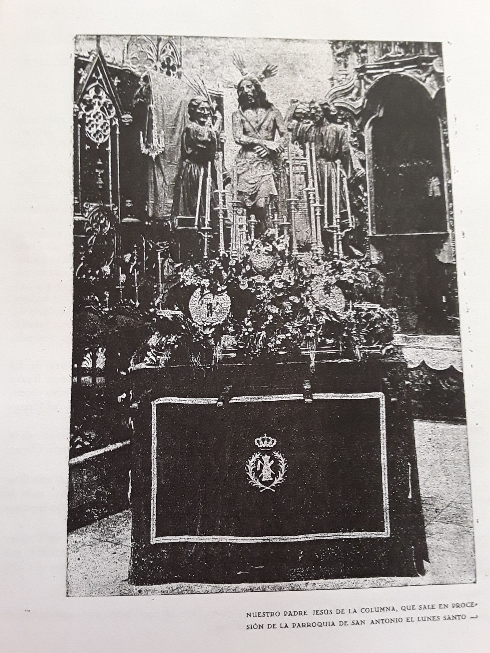 El Cristo Atado a la Columna, preparado para procesionar en la Semana Santa de 1937.
