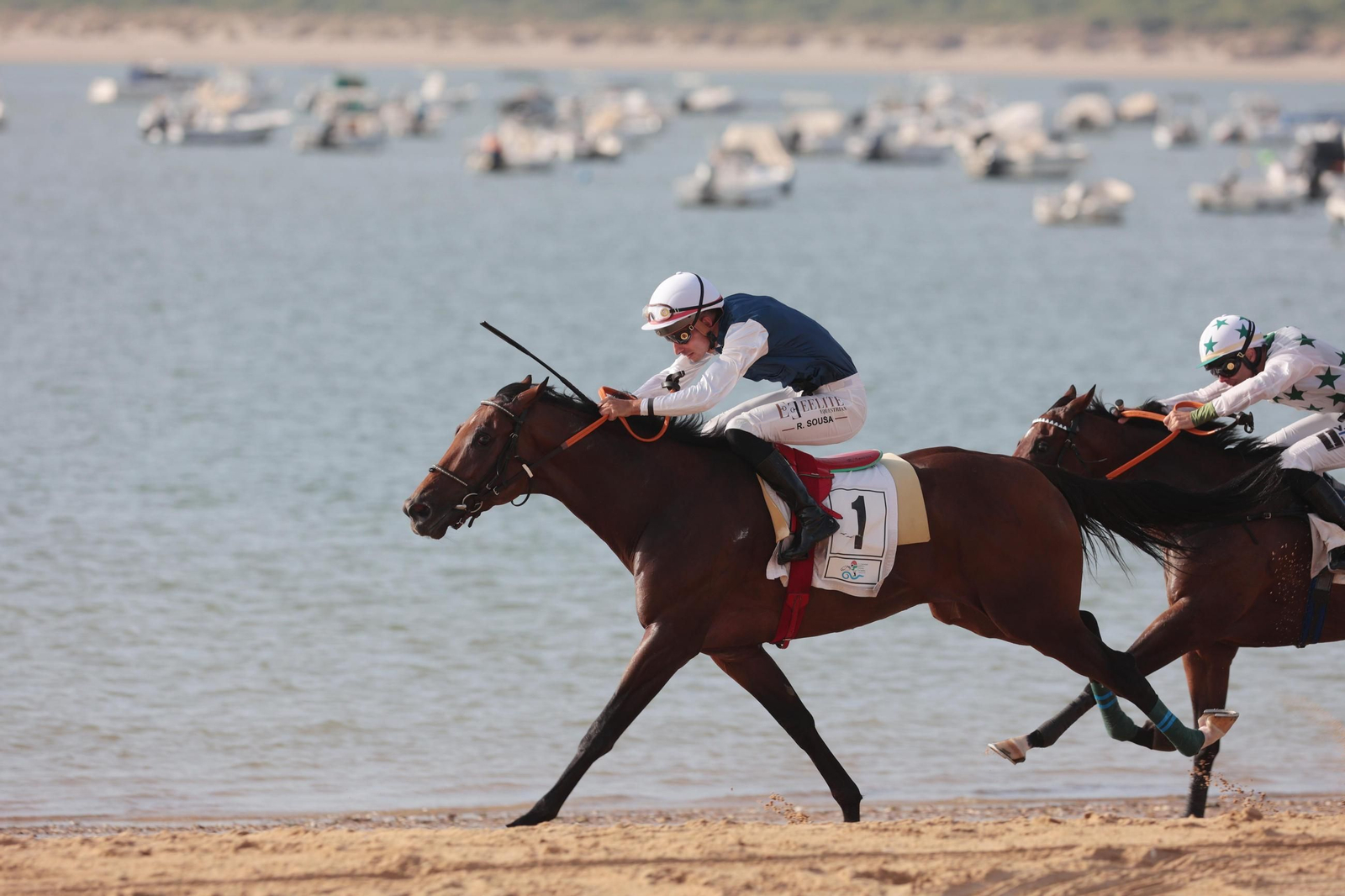 Imágenes del primer día de las Carreras de Caballos en Sanlúcar