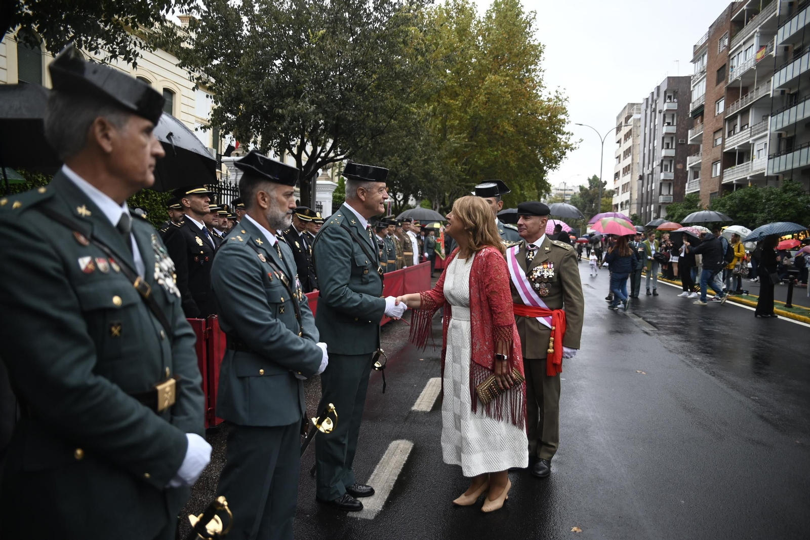 Las mejores fotos del Día de la Guardia Civil en Córdoba bajo la lluvia
