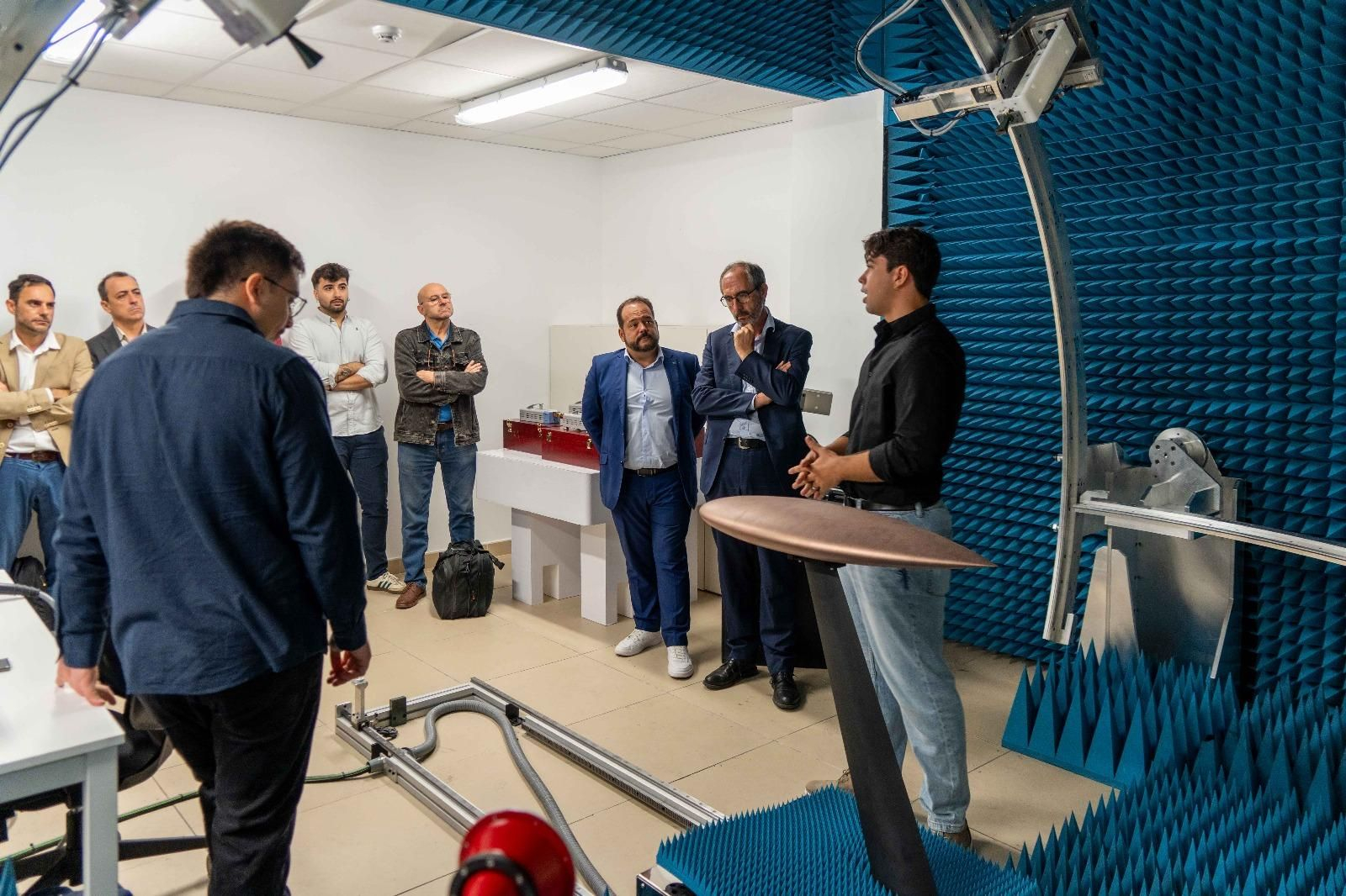 Presentación del Laboratorio singular de Tecnologías Inalámbricas, en el CITIC.