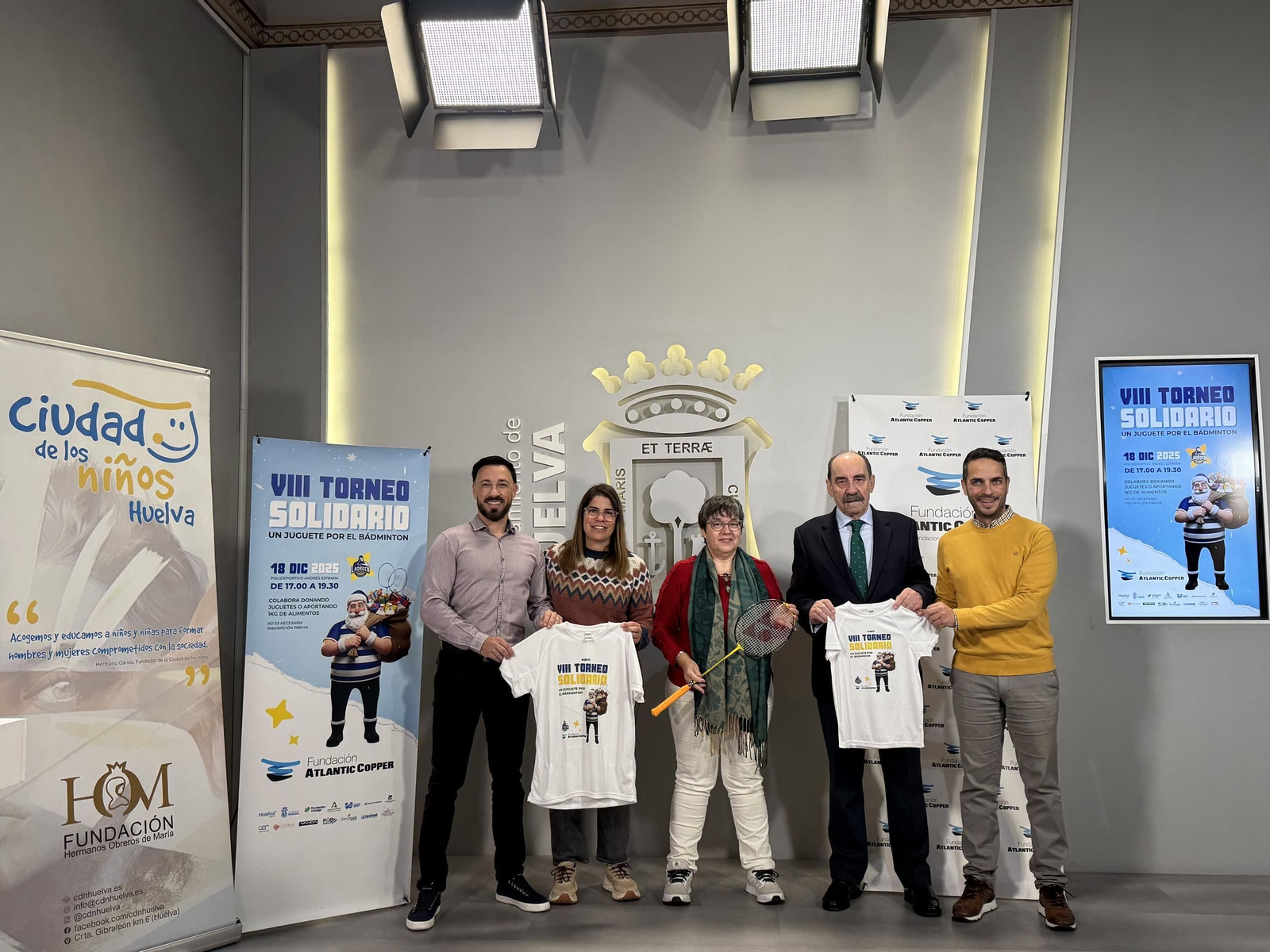 Presentación del torneo solidario en el Ayuntamiento de Huelva.