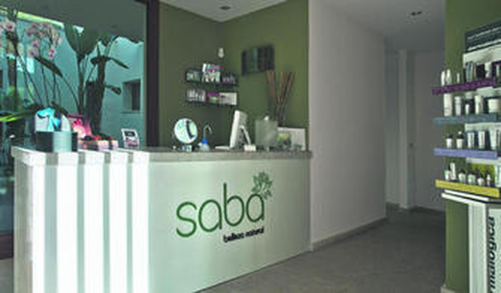 La recepción de Saba es un ejemplo de la armonía y el relax que el cliente encuentra cuando entra.