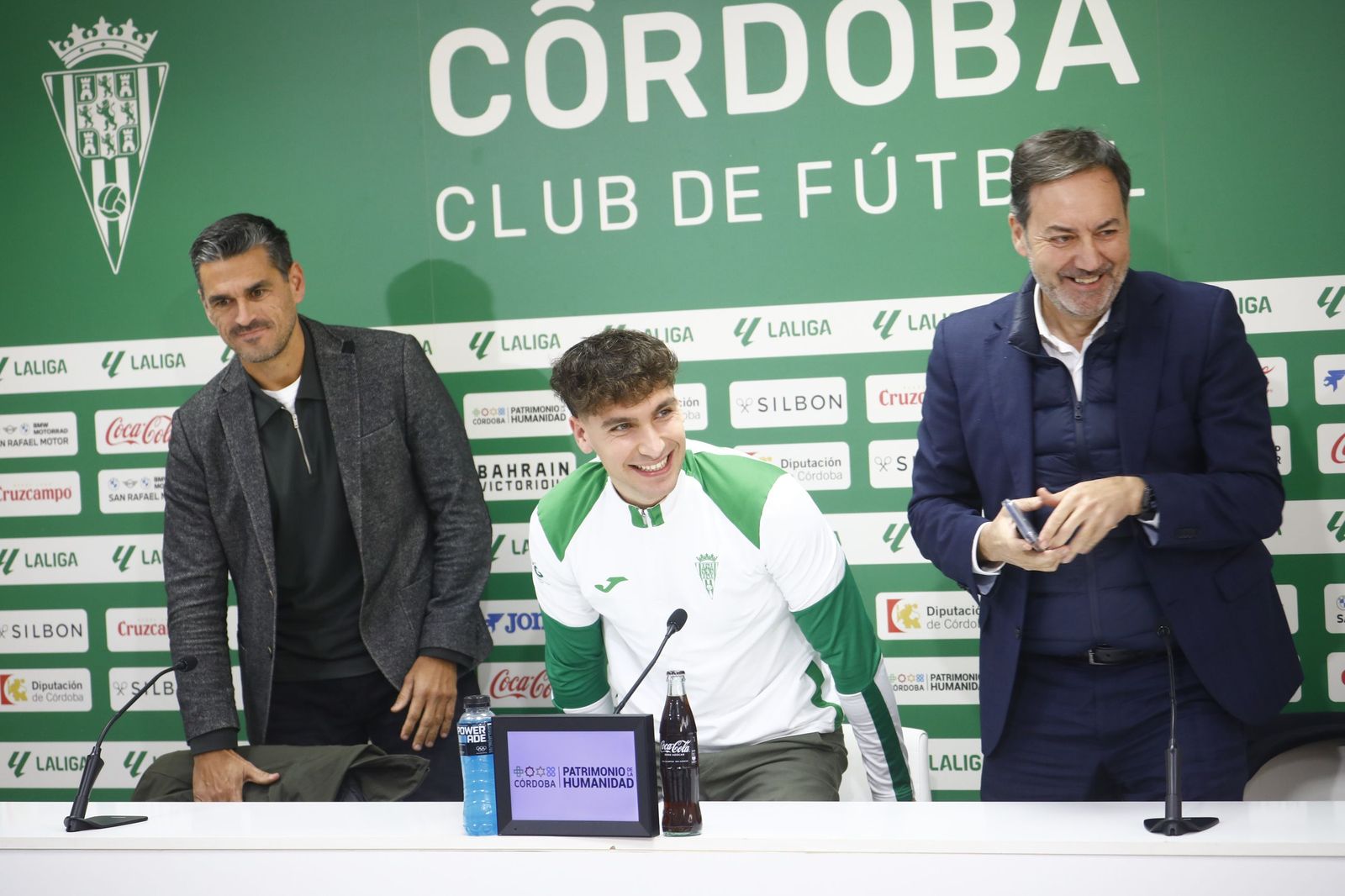 Las mejores fotos de la presentación de Diego Percan con el Córdoba CF