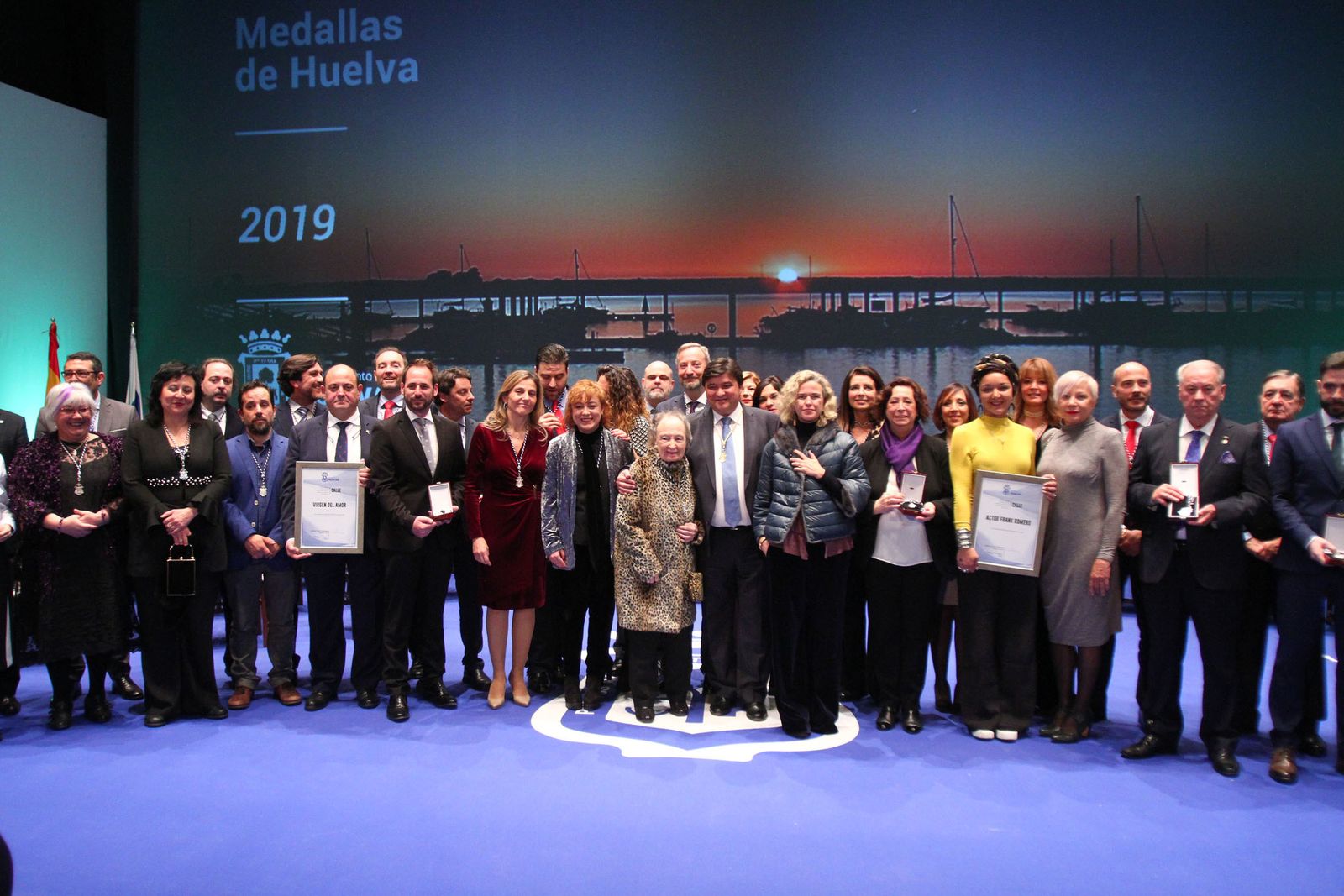 Imágenes de la entrega de las medallas de Huelva