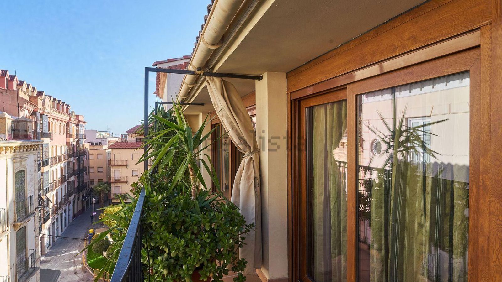 Vistas a la calle Hurtado y la plaza de San Ildefonso.