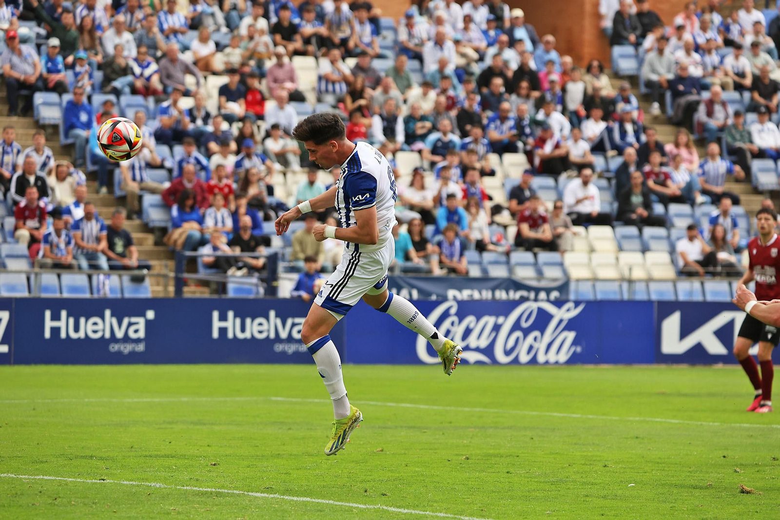 Imágenes del encuentro entre el Recreativo de Huelva y la AD Mérida