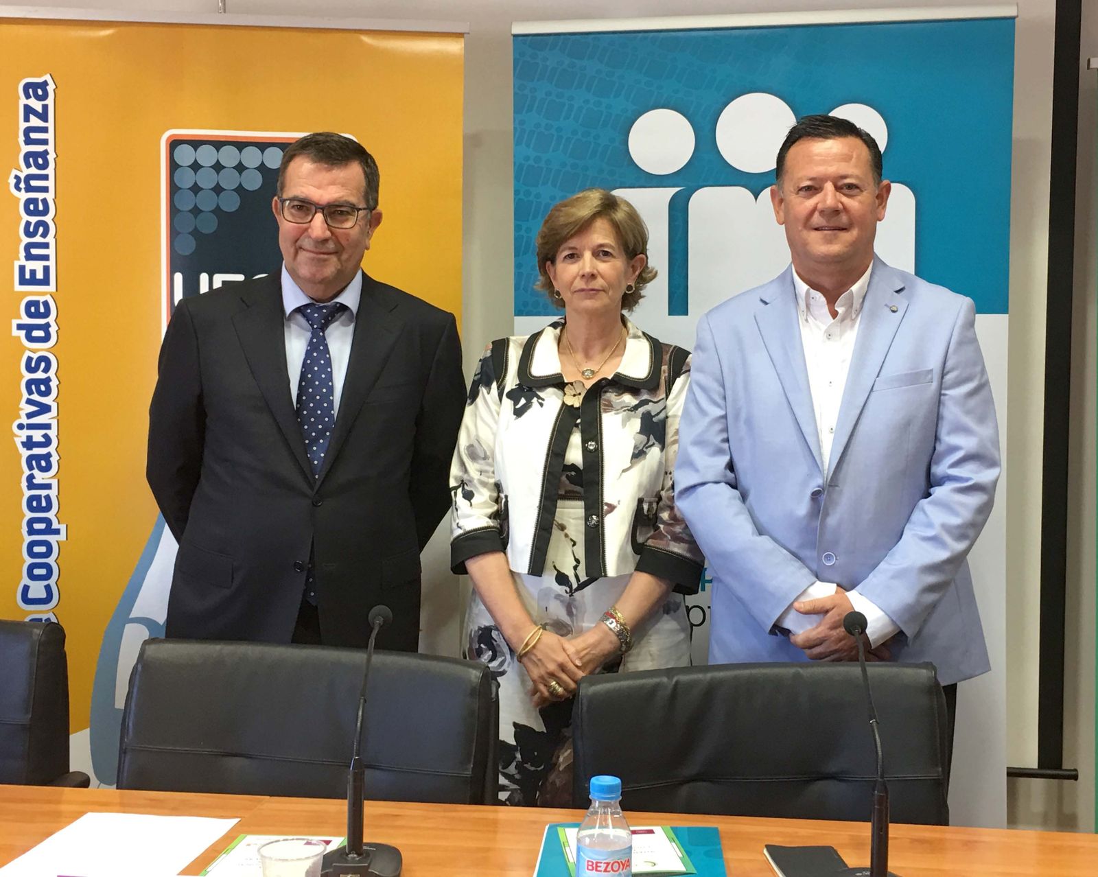 Carlos de la Higuera, Mª Concepción Castarlenas y Miguel Rodríguez de la Rubia.