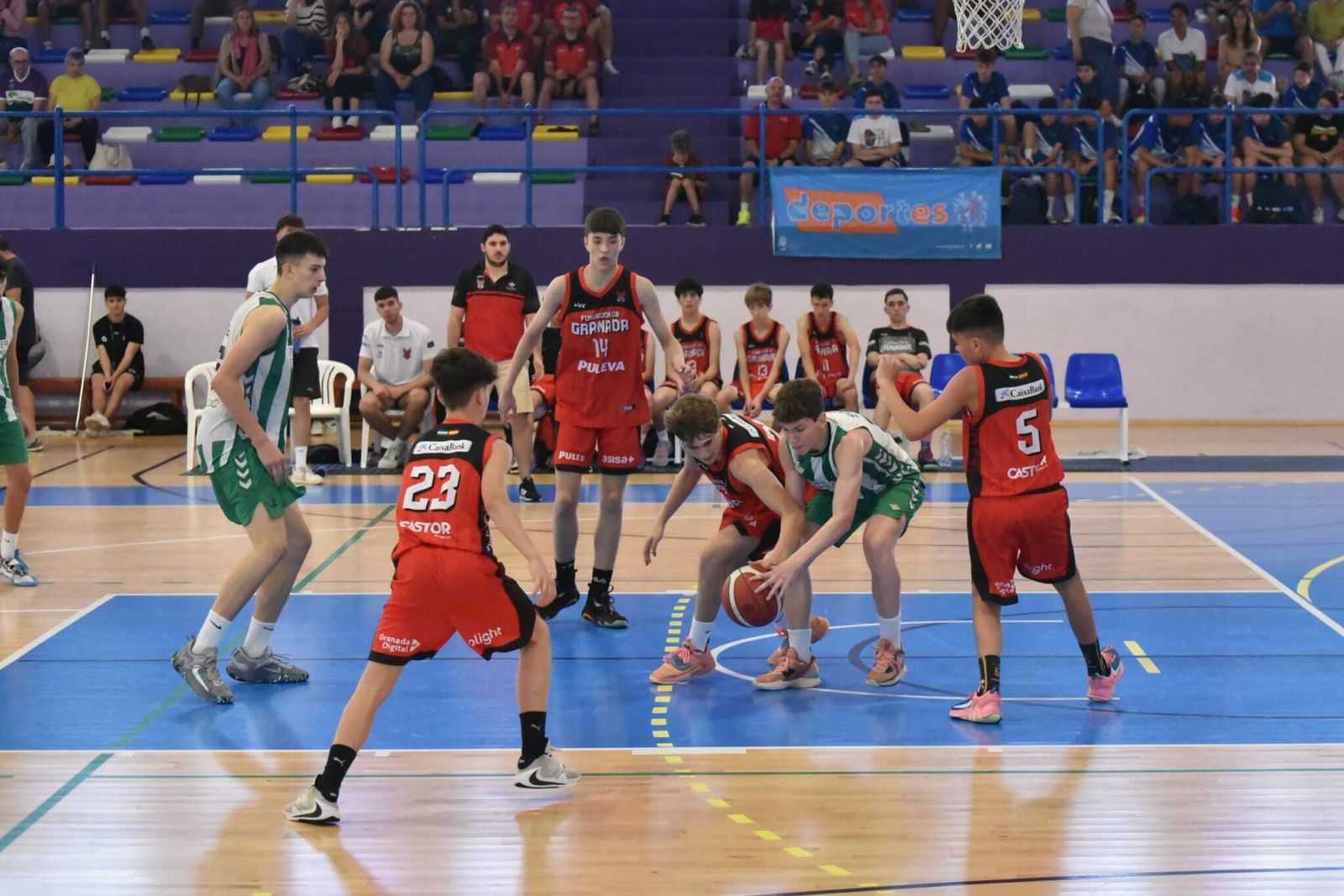 Las fotos de las semifinales del Cadeba infantil masculino de La Línea