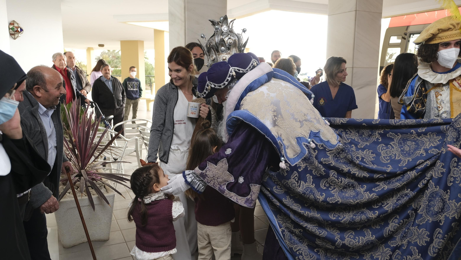 Los Reyes Magos en la Residencia Santa Teresa Jornet