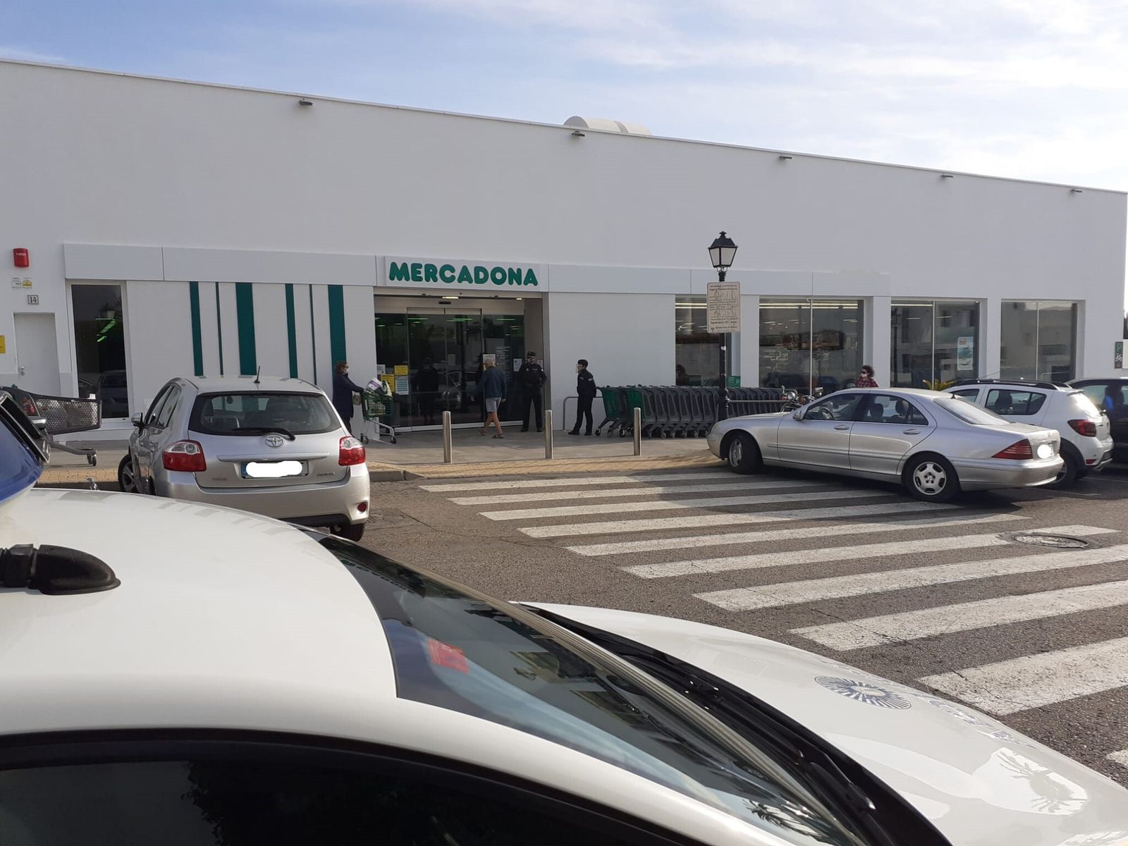 Controles en los supermercados de Vera, Garrucha y Mojácar para evitar turistas.