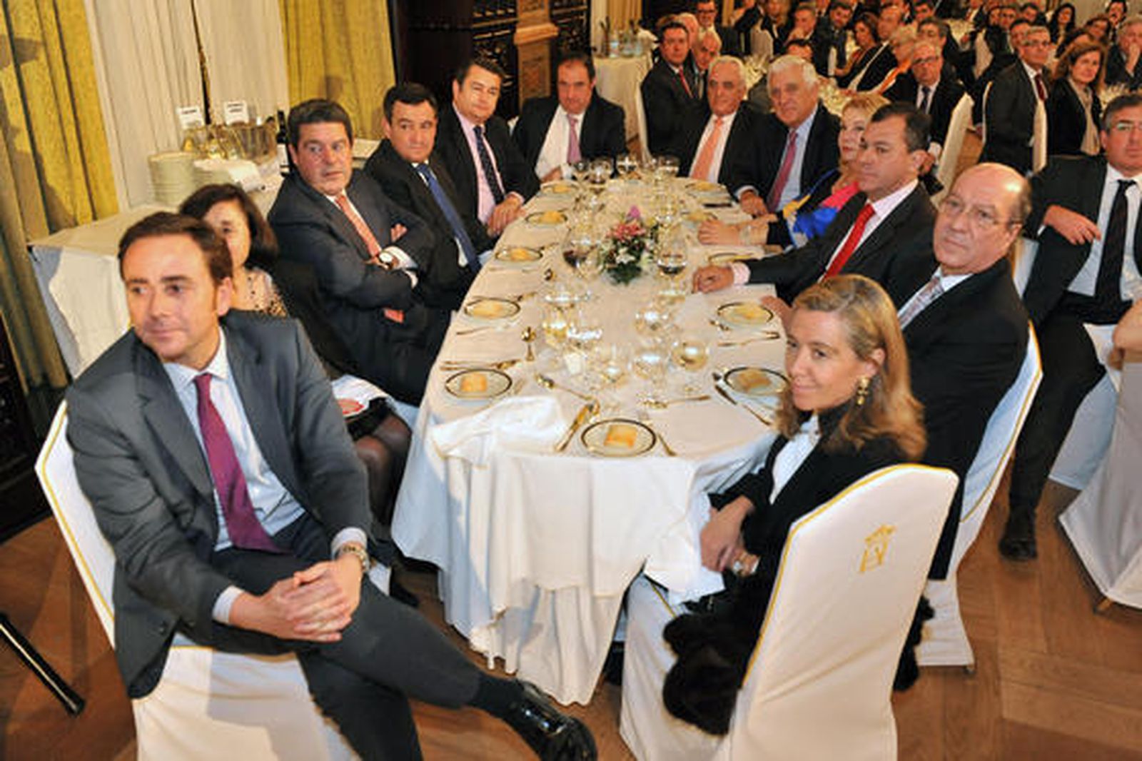 Antonio Milla, Setefilla Caro, Jesús García Toledo, José Loaiza, Antonio Sanz, Tomás Valiente, Manuel Contreras, Santiago Herrero, María Fernández, José Luis Sanz, Juan Reguera y Felisa Panadero. / Reportaje gráfico: Antonio Pizarro / Juan Carlos Muñoz / Juan Carlos Vázquez