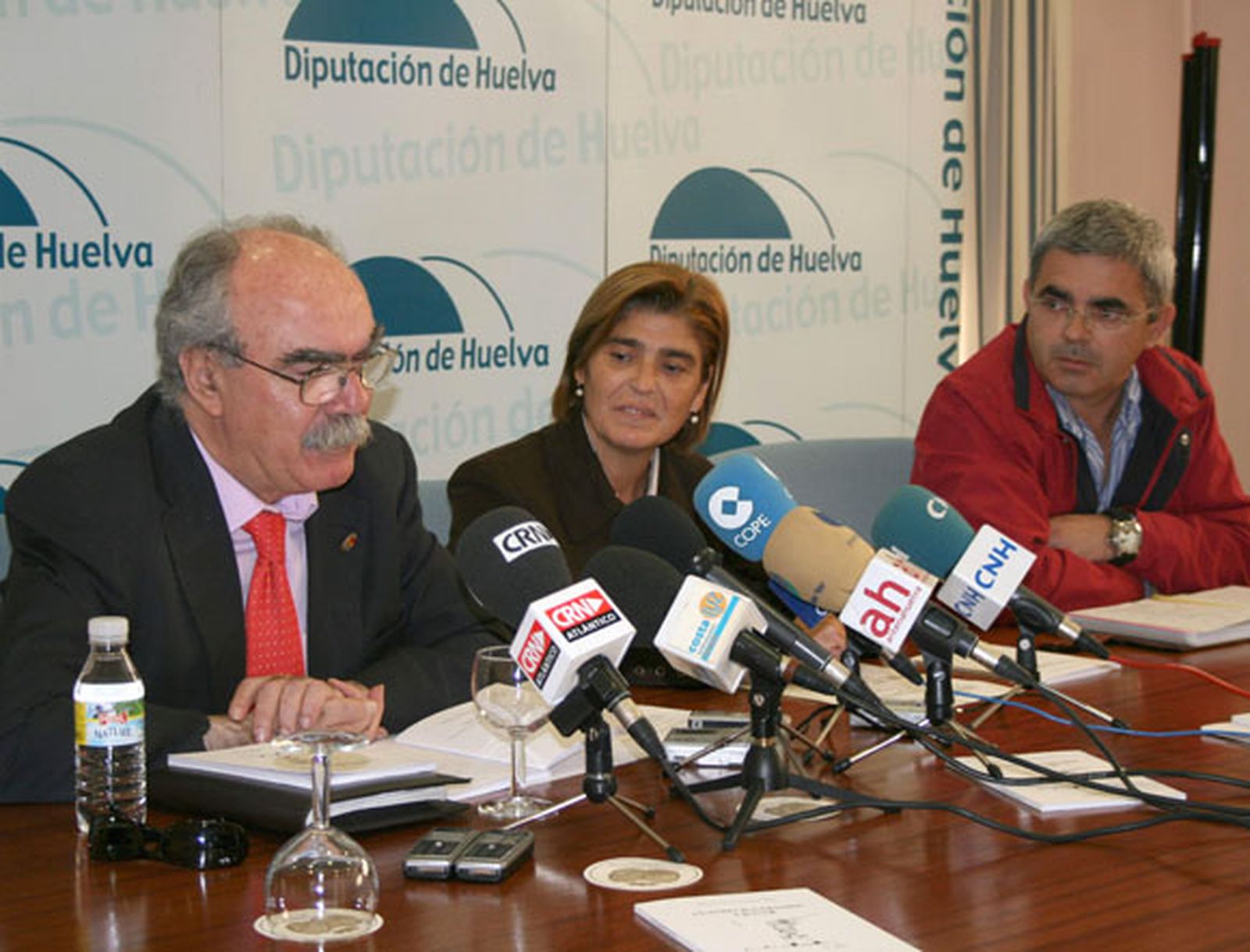 Suardíaz recopila 50 juegos populares en 'Cuando jugábamos a jugar'