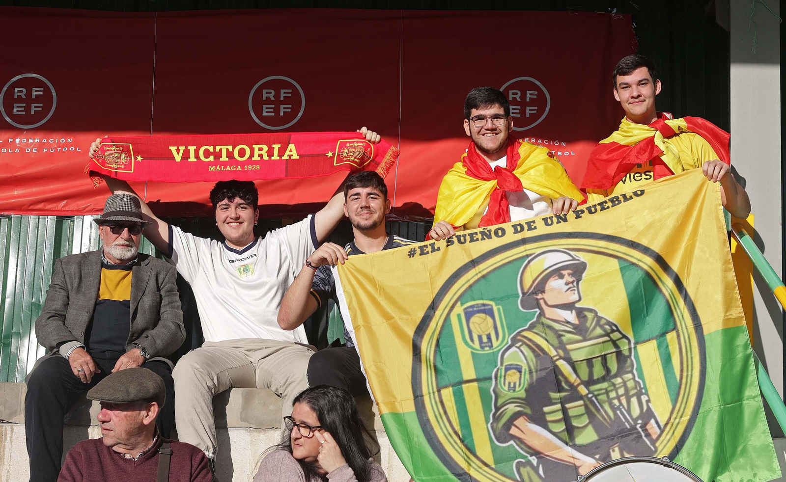 Búscate durante el segundo partido España - Italia sub-17 en Los Barrios