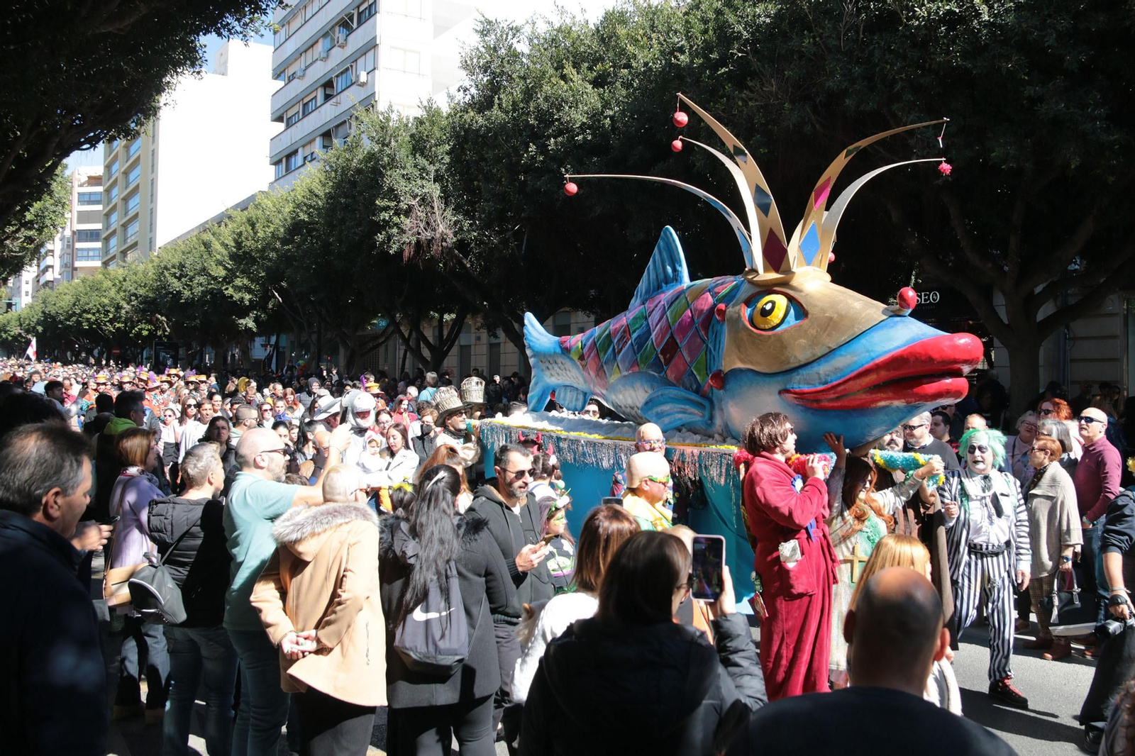 Las imágenes del Entierro de la Sardina de Almería